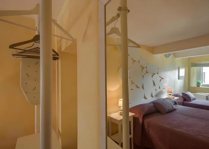 Kings Bed & Breakfast 3*